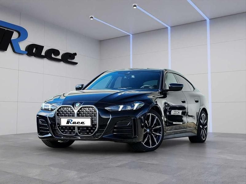 Usata BMW 420 M Sport 190 CV (139 kW) 2025 Nero zaffiro Coupé