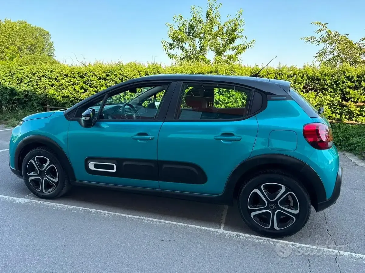 Usata Citroën C3 Feel 102 CV (75 kW) 2020 Bluazzurro Utilitaria