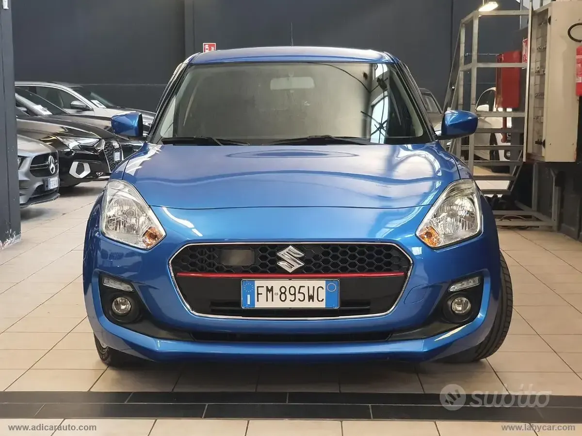 Usata Suzuki Swift Cool 111 CV (81 kW) 2017 Blu/azzurro Utilitaria