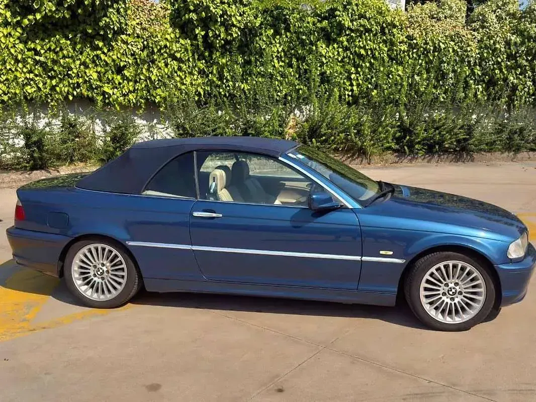 Usata BMW 330 Cabriolet M Sport 231 CV (169 kW) 2001 Blu/azzurro Cabrio