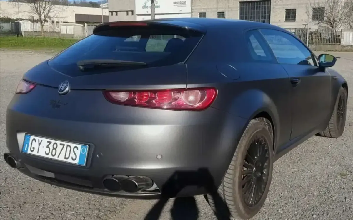 Usata Alfa Romeo Brera 200 CV (147 kW) 2010 Grigio Coupé