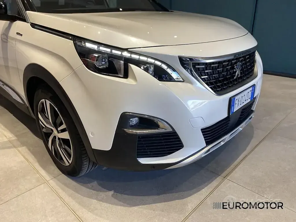 Usata Peugeot 3008 GT-line 131 CV (96 kW) 2019 Bianco SUV