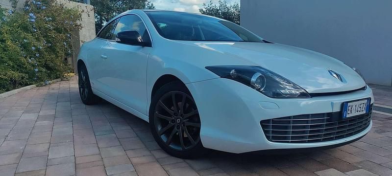 Usata Renault Laguna Coupé 173 CV (127 kW) 2012 Bianco Coupé