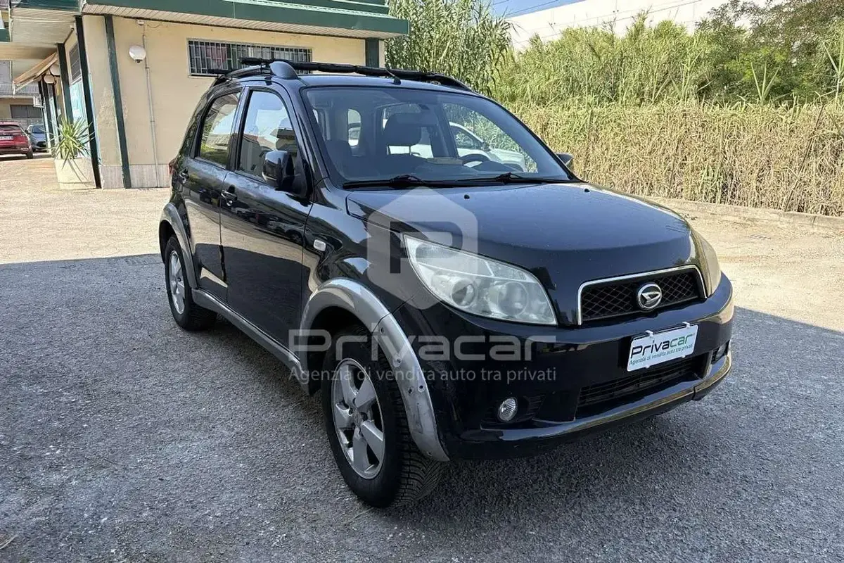 Usata Daihatsu Terios 105 CV (77 kW) 2008 Nero SUV