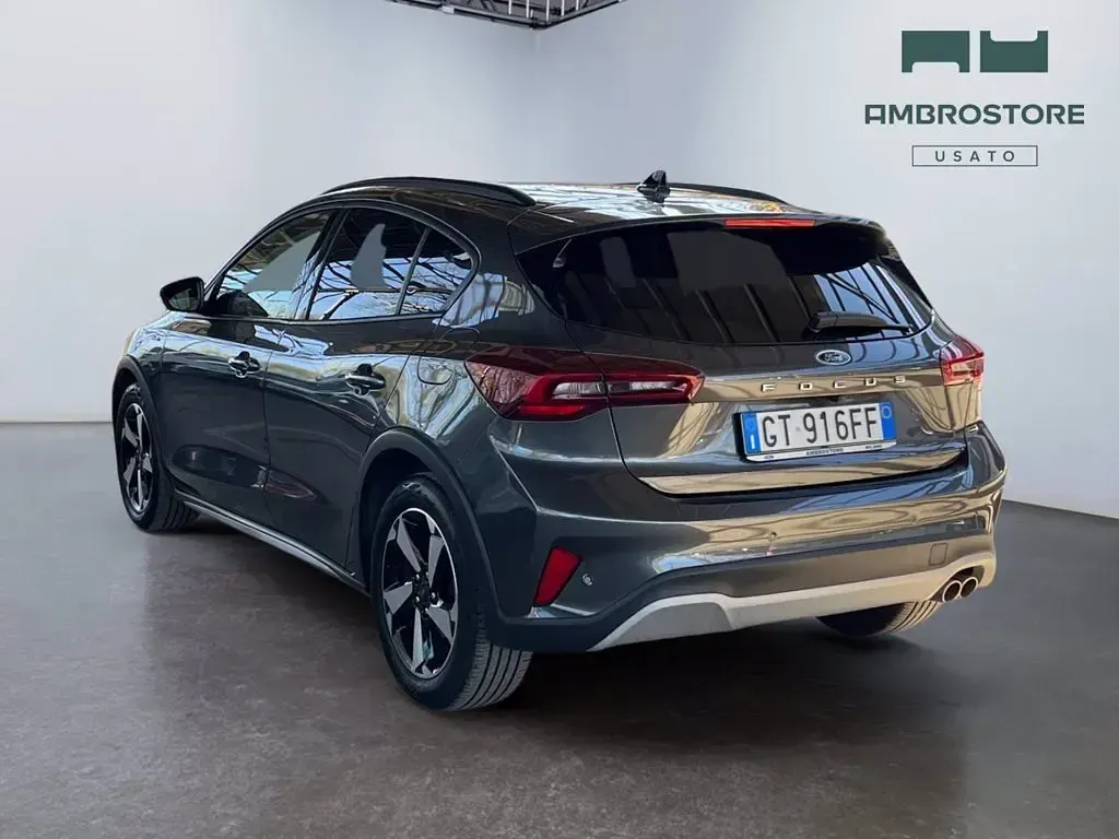 Begagnad Ford Focus Active X 125 HK (91 kW) 2024 Grå SUV