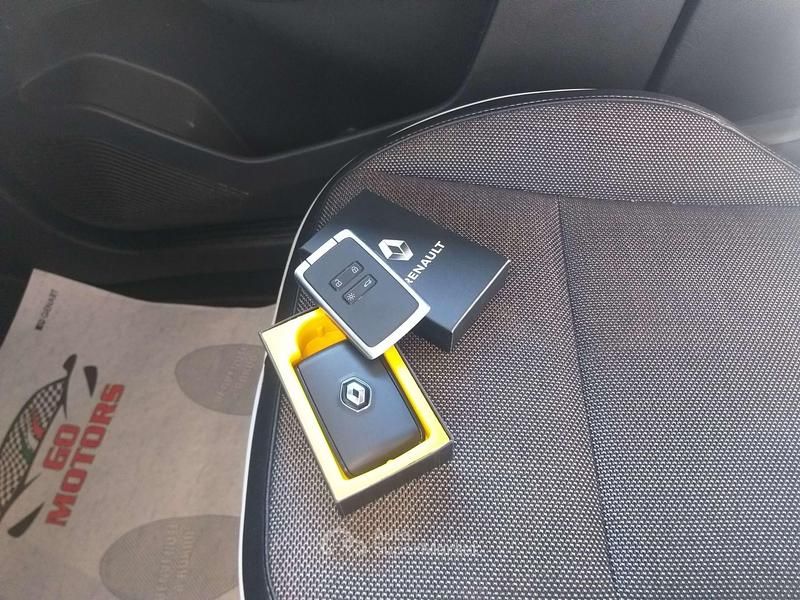 Usata Renault Captur Intens 131 CV (96 kW) 2020 Grigio SUV