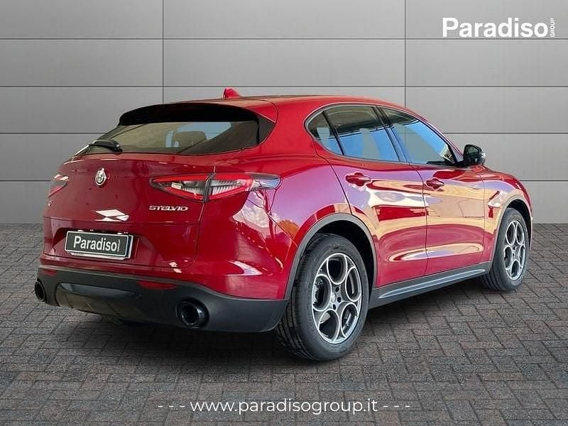 Usata Alfa Romeo Stelvio Sprint 210 CV (154 kW) 2024 Rosso SUV