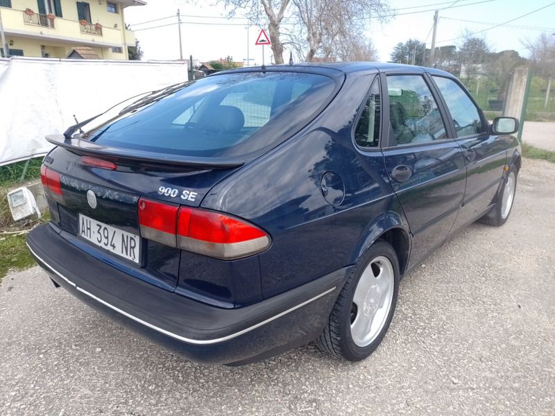 Usata Saab 900 185 CV (136 kW) 1996 Blu Utilitaria