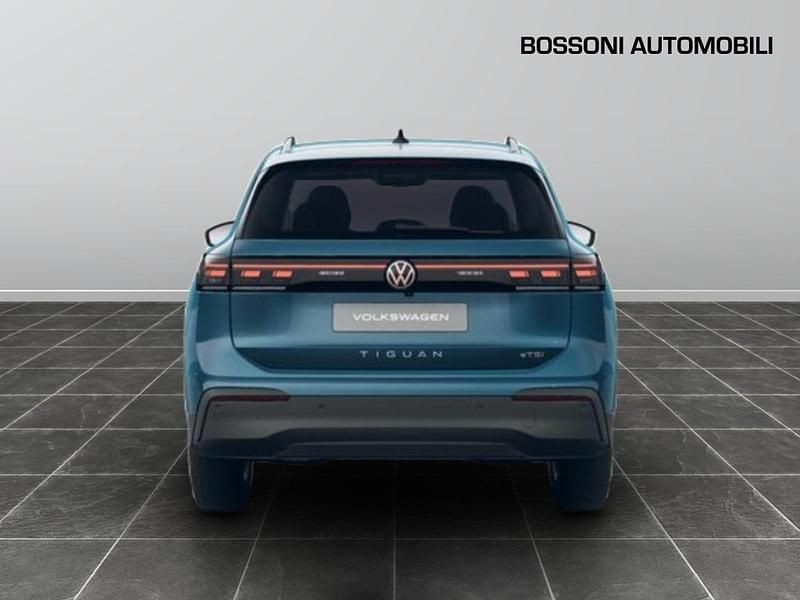 Nuova VW Tiguan Edition 150 CV (110 kW) 2025 Blu SUV
