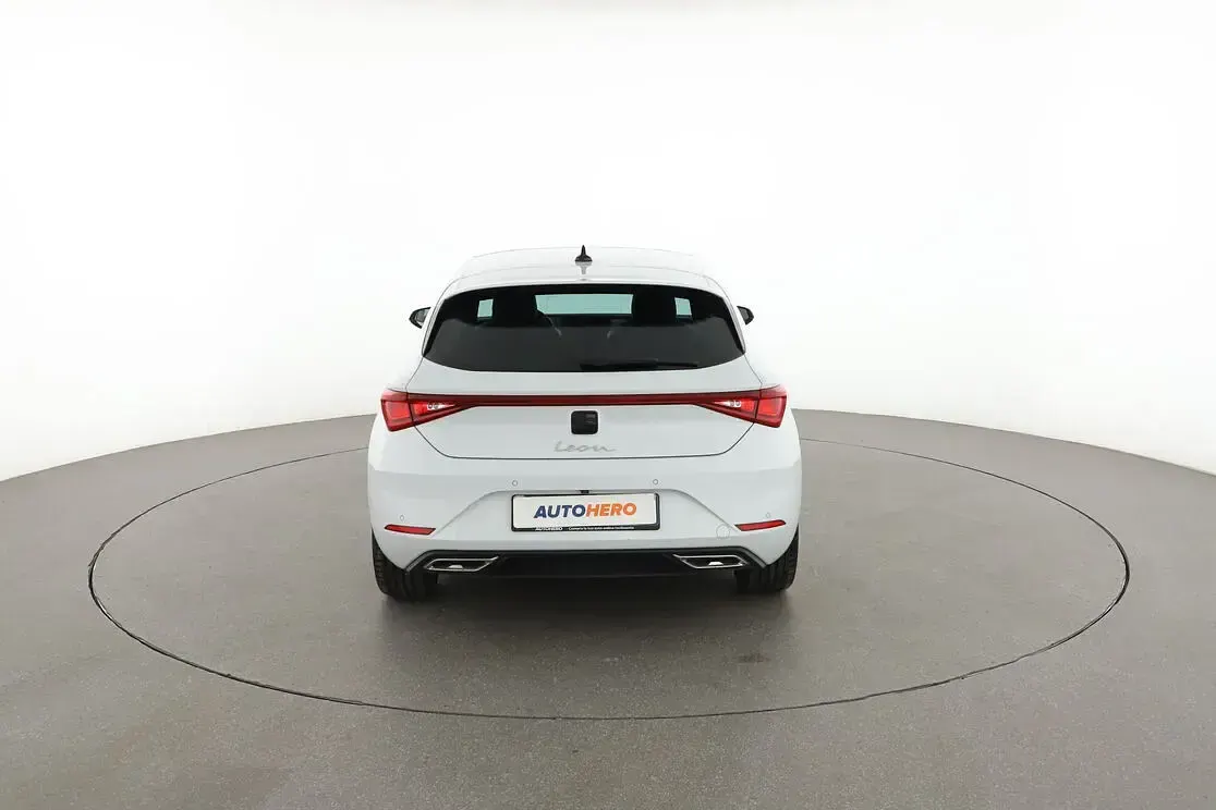 Usata Seat Leon FR 150 CV (110 kW) 2023 Bianco