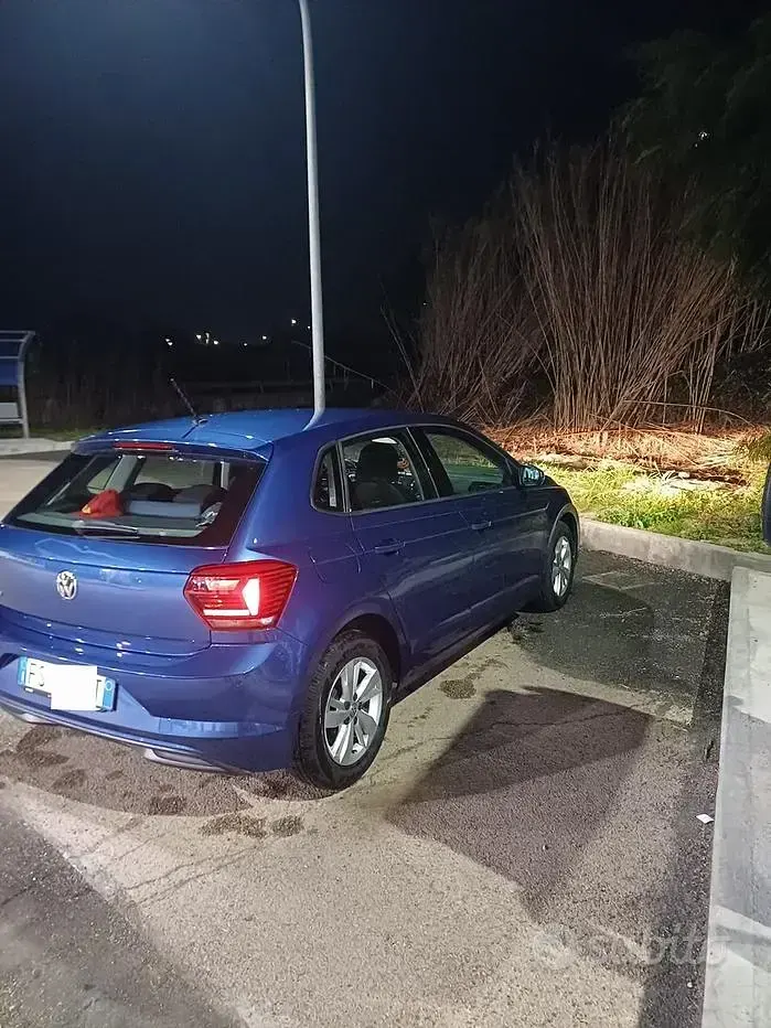 Usata VW Polo 65 CV (47 kW) 2018 Blu Utilitaria