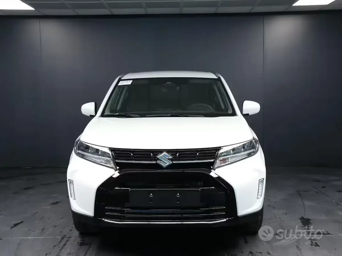Nuova Suzuki Vitara 110 CV (80 kW) 2026 Bianco SUV