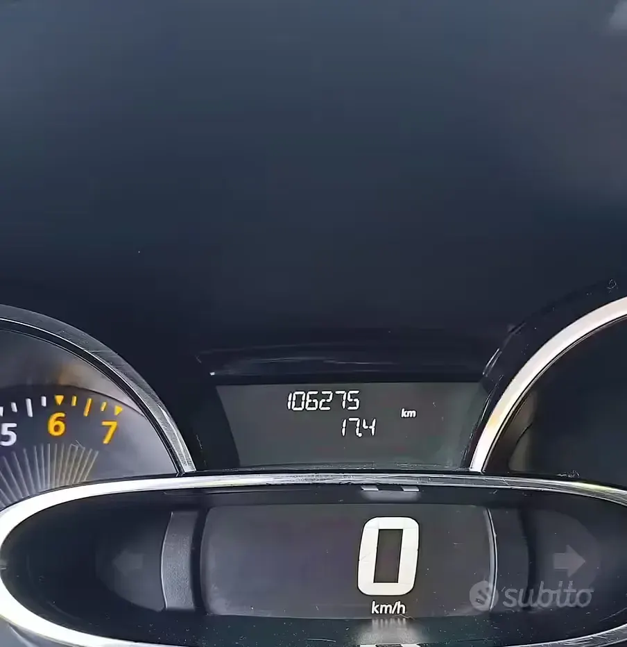 Usata Renault Clio GrandTour 73 CV (53 kW) 2014 Nero Station wagon