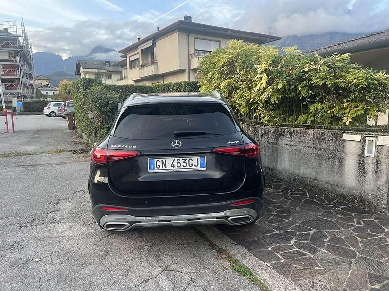 Usata Mercedes GLC220 Premium 197 CV (144 kW) 2023 Nero SUV