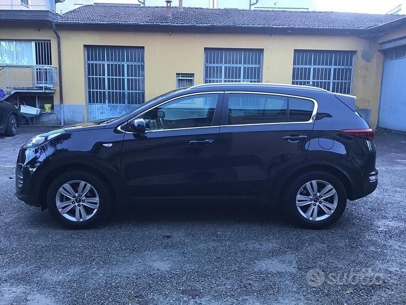 Usata Kia Sportage 132 CV (97 kW) 2018 Nero SUV