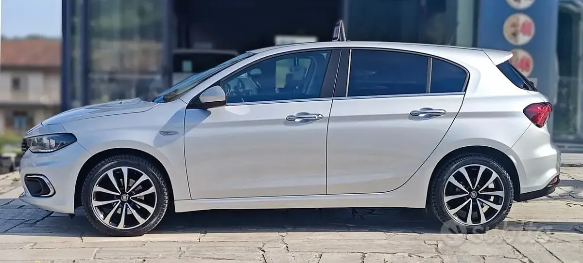 Usata Fiat Tipo Lounge 120 CV (88 kW) 2020 Grigio Berlina