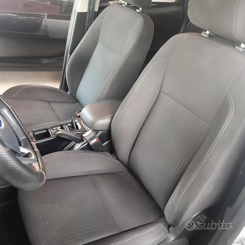 Usata Ford C-MAX 120 CV (88 kW) 2017 Bianco Monovolume