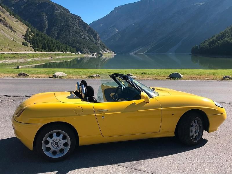 Usata Fiat Barchetta 130 CV (95 kW) 1996 Giallo Cabrio