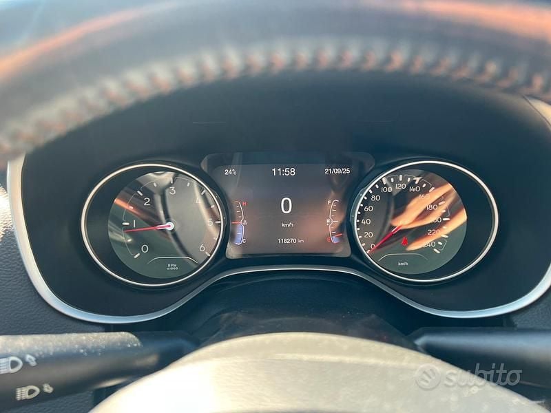 Usata Jeep Compass Limited 120 CV (88 kW) 2019 Bianco SUV