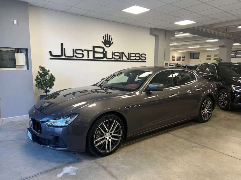Usata Maserati Ghibli 275 CV (202 kW) 2015 Grigio Coupé