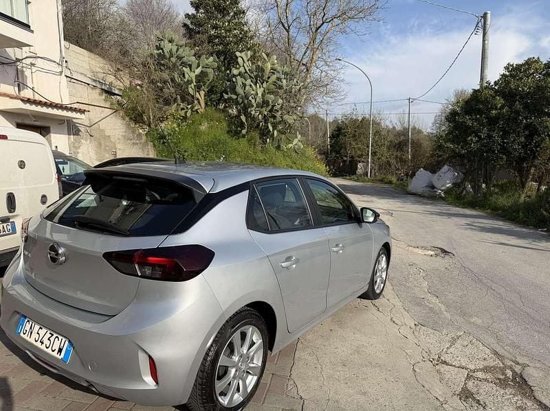 Usata Opel Corsa Edition 75 CV (55 kW) 2023 Argento Utilitaria