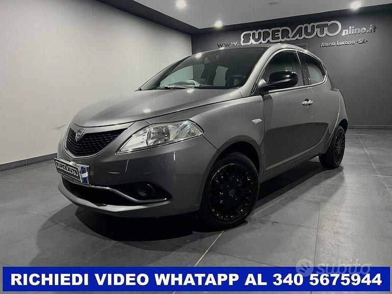 Usata Lancia Ypsilon S 95 CV (69 kW) 2017 Grigio Utilitaria