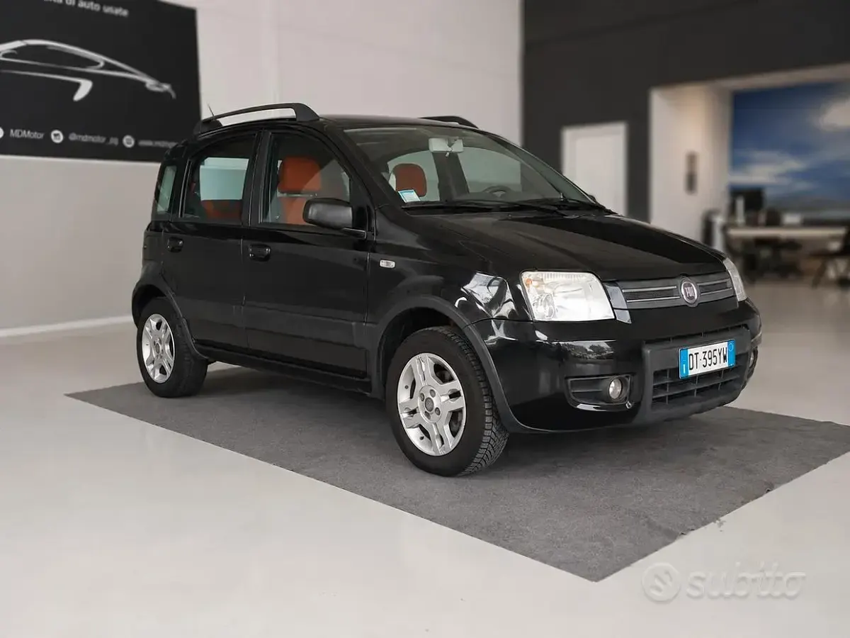Usata Fiat Panda Climbing 60 CV (44 kW) 2009 Nero Utilitaria