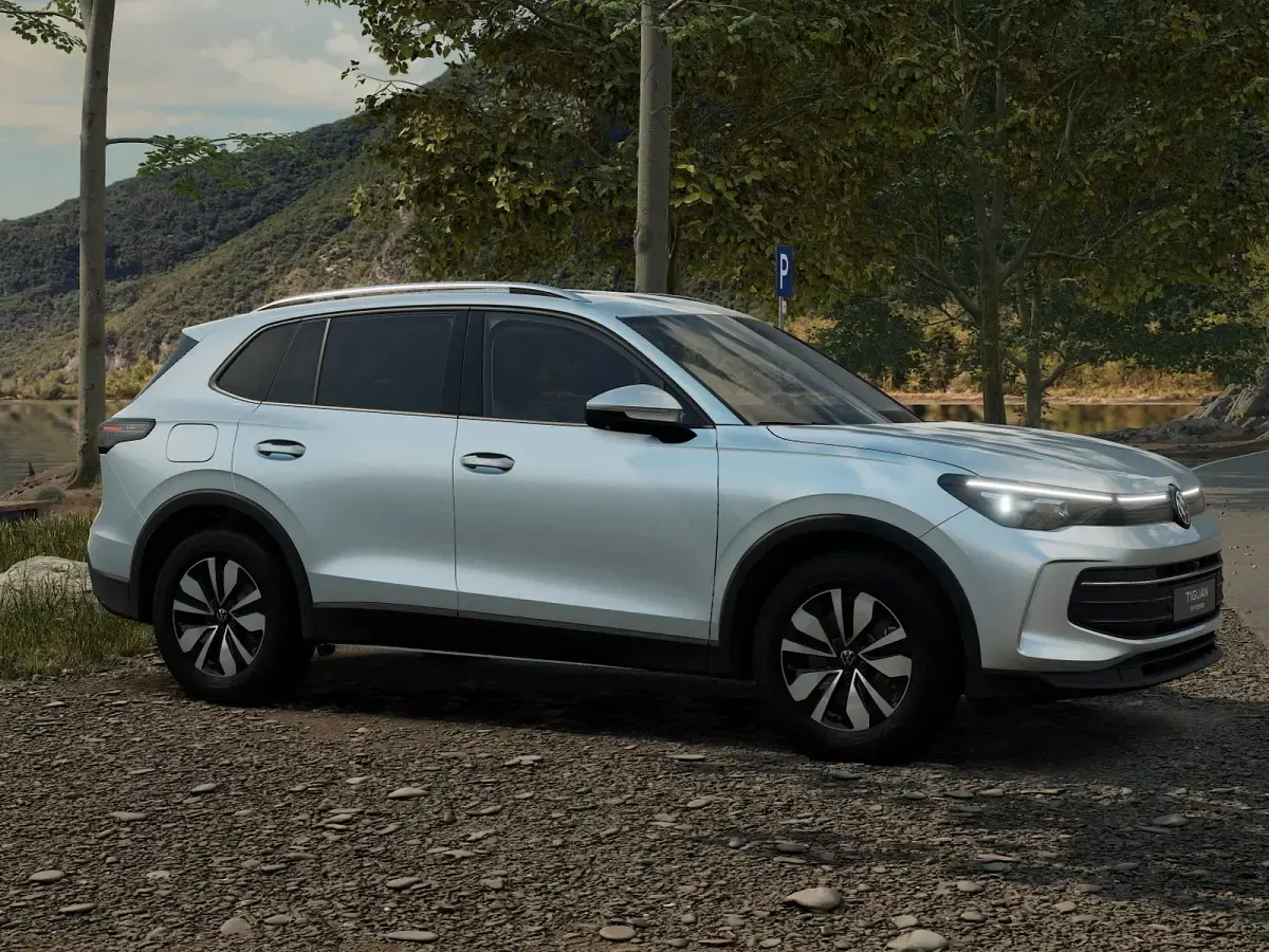 Nuova VW Tiguan Edition 204 CV (150 kW) 2026 Dolomite silver metallizzato SUV