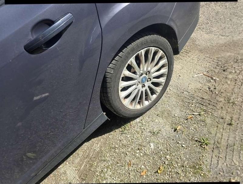 Usata Ford Focus Titanium 116 CV (85 kW) 2011 Station wagon