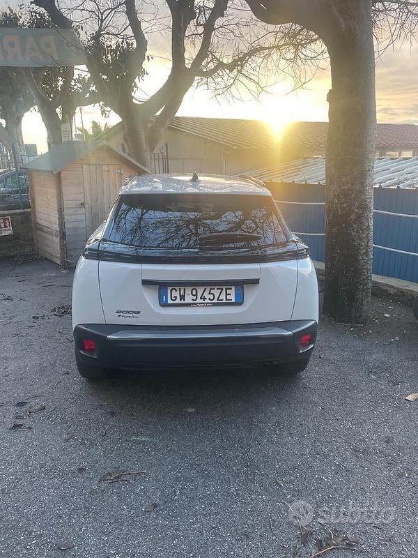 Usata Peugeot 2008 2025 Bianco SUV
