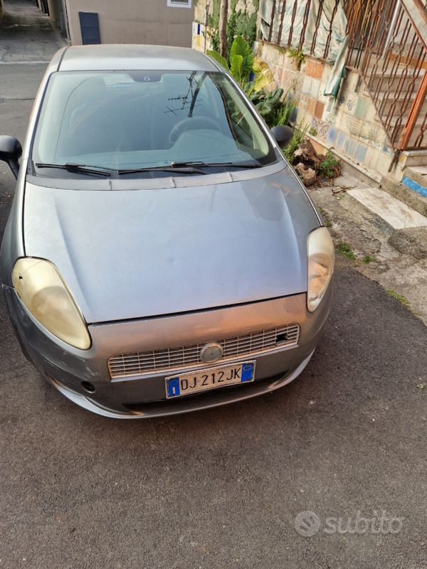 Usata Fiat Punto 60 CV (44 kW) 2007 Grigio Utilitaria