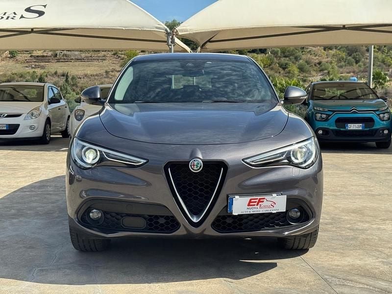 Usata Alfa Romeo Stelvio Executive 190 CV (139 kW) 2019 Grigio SUV