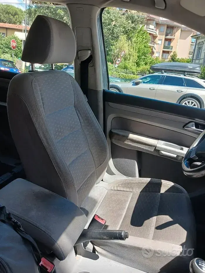 Usata VW Touran 105 CV (77 kW) 2007 Grigio Monovolume