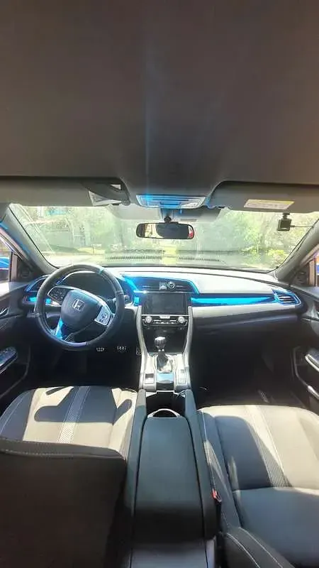Usata Honda Civic Elegance 129 CV (94 kW) 2018 Bluazzurro Berlina