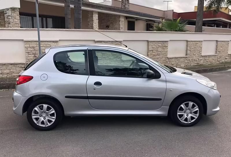 Usata Peugeot 206 59 CV (43 kW) 2009 Grigio Berlina