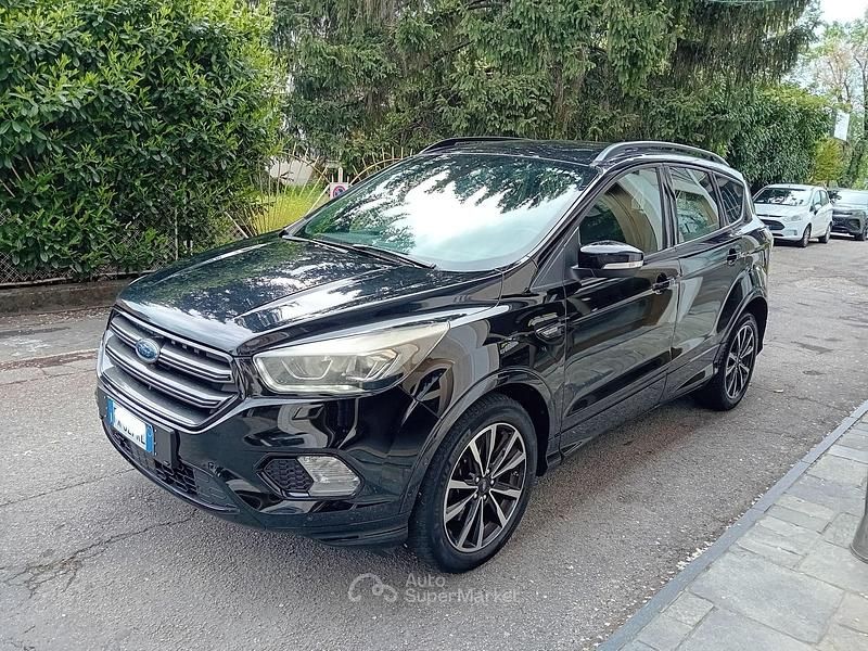 Usata Ford Kuga ST-Line 150 CV (110 kW) 2019 Nero SUV