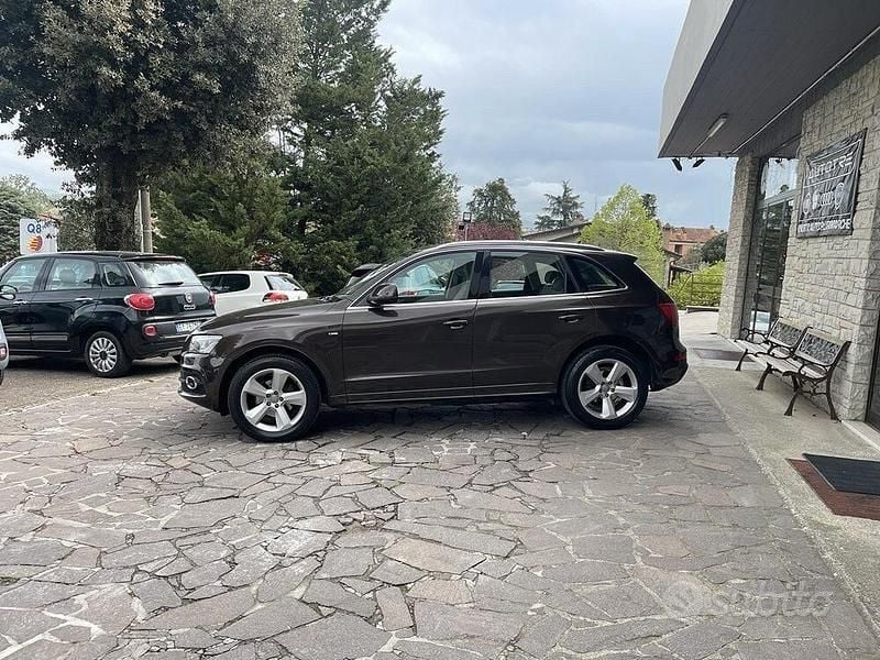 Usata Audi Q5 S-Line 170 CV (125 kW) 2011 Marrone SUV