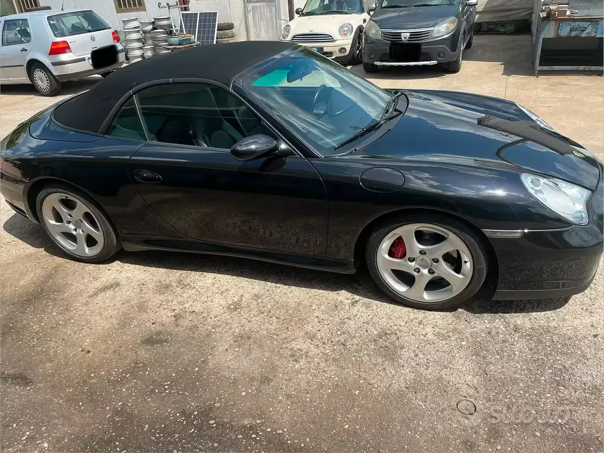Usata Porsche 996 320 CV (235 kW) 2005 Nero Cabrio