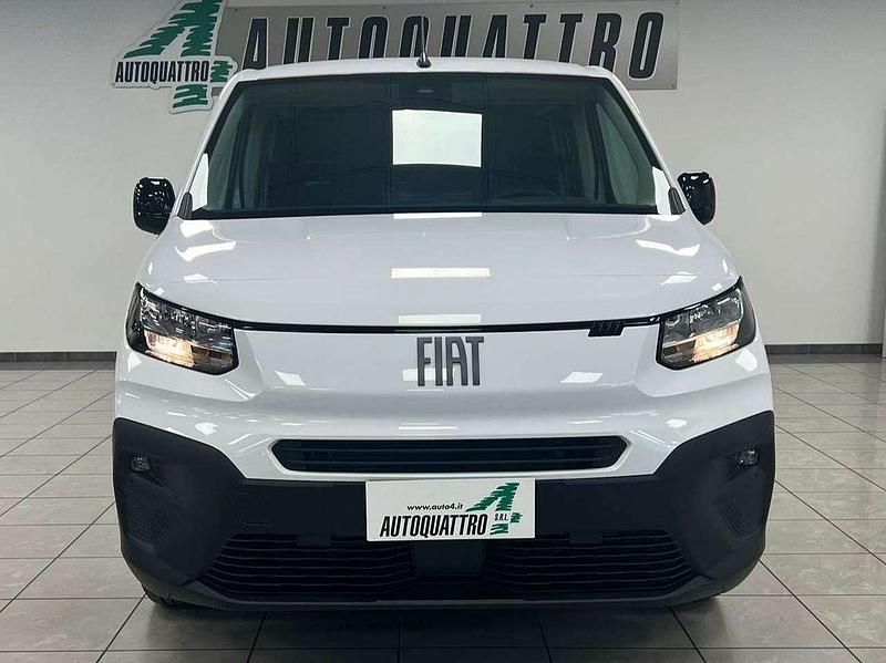 Nuova Fiat Doblò 102 CV (75 kW) 2025 Nero Monovolume