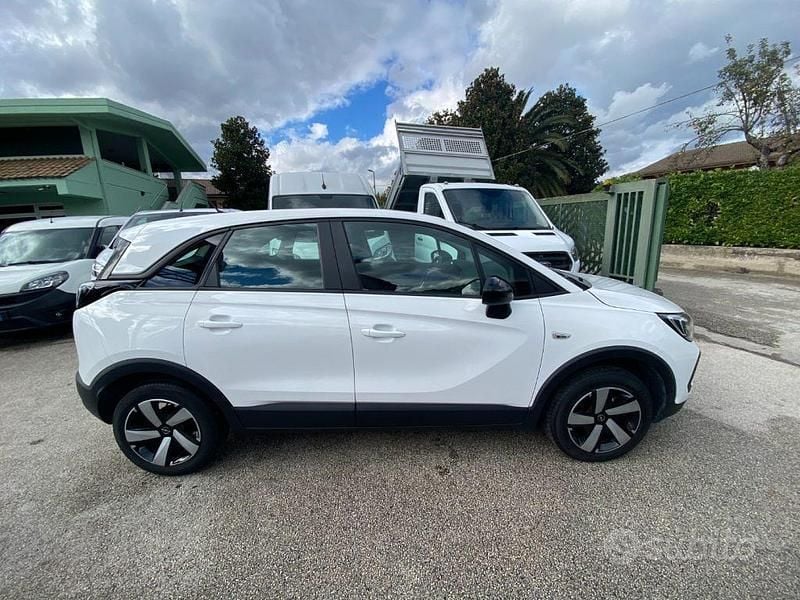 Usata Opel Crossland X Edition 110 CV (80 kW) 2023 Bianco SUV