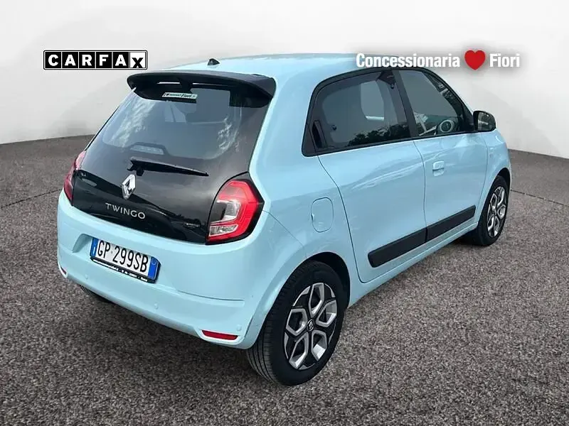 Usata Renault Twingo Urban Night 60 kW (82 CV) 2023 Blu Utilitaria