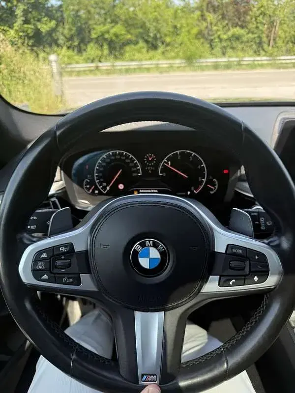 Usata BMW 520 M Sport 190 CV (139 kW) 2019 Grigio Station wagon