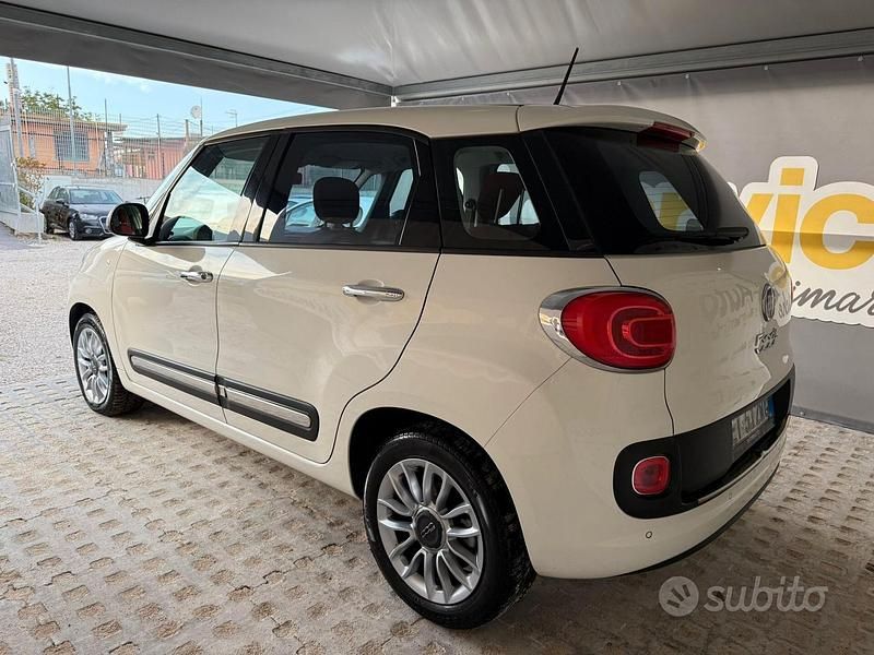 Usata Fiat 500L Lounge 85 CV (62 kW) 2014 Bianco Monovolume
