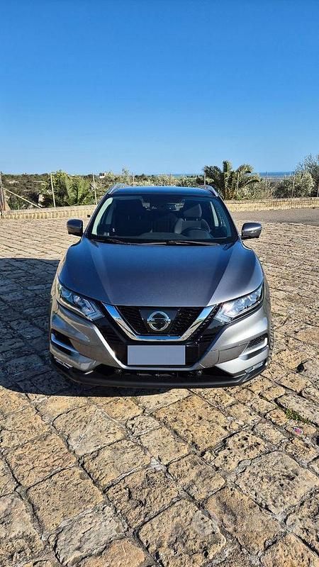 Usata Nissan Qashqai 116 CV (85 kW) 2018 Grigio SUV