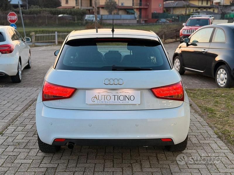Usata Audi A1 90 CV (66 kW) 2014 Bianco Utilitaria