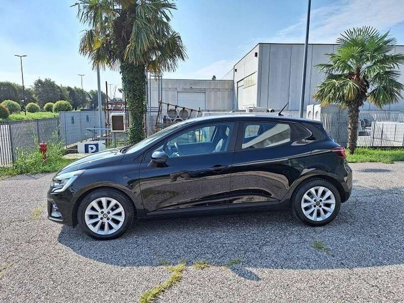Usata Renault Clio V 101 CV (74 kW) 2021 Nero SUV