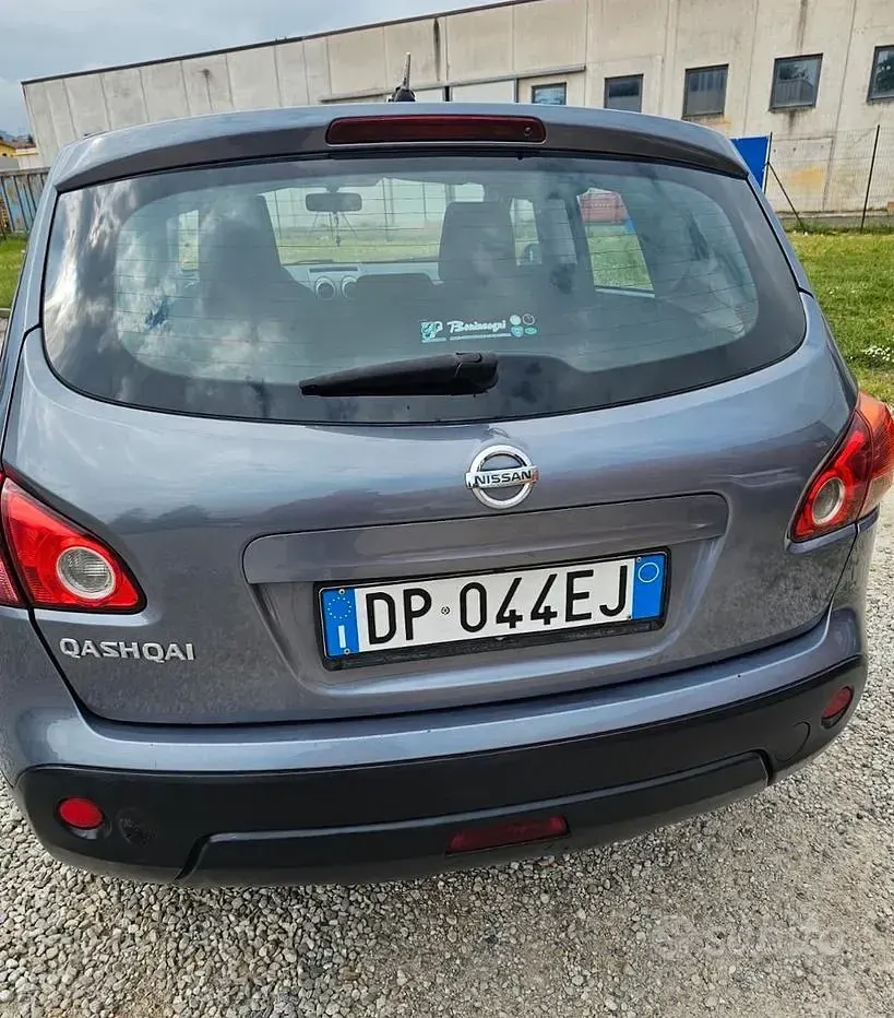 Usata Nissan Qashqai 115 CV (84 kW) 2008 Grigio SUV