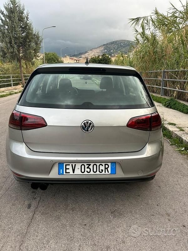 Usata VW Golf VII Highline 2015 Grigio Utilitaria
