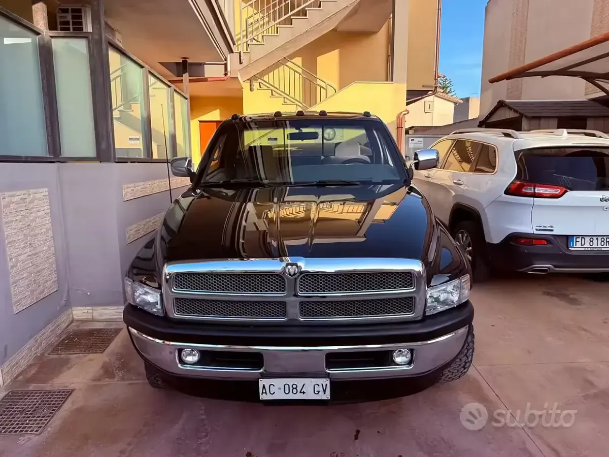 Usata Dodge Magnum 1994 Nero SUV