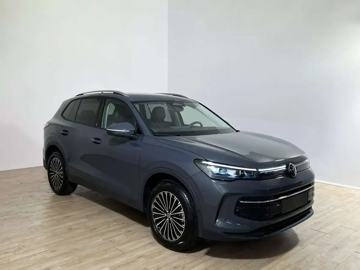 Nuova VW Tiguan Edition 131 CV (96 kW) 2026 Grigio SUV